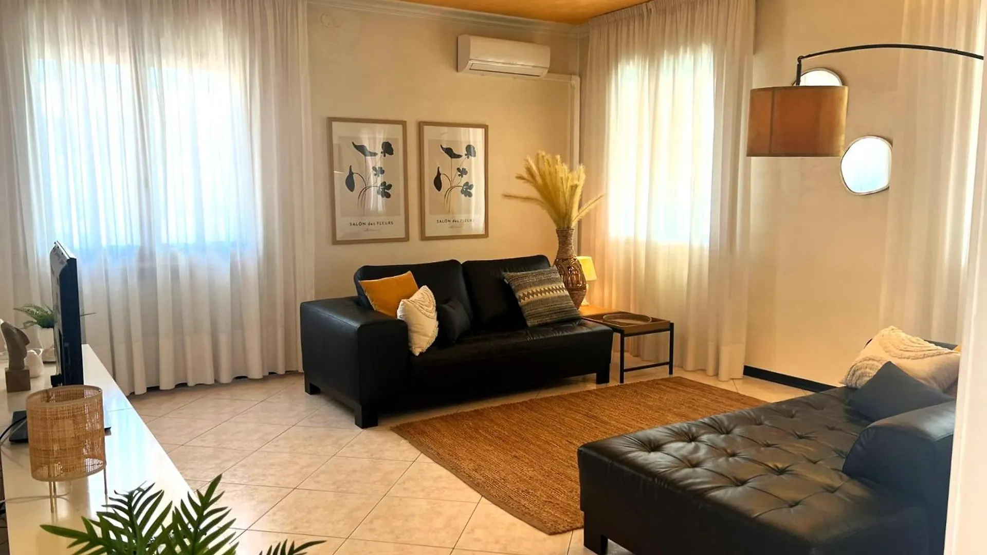 Appartamenti Casa De Lazzari - Piazza Brescia - Adria Holiday Jesolo - Family Apartments 0*, Lido di Jesolo