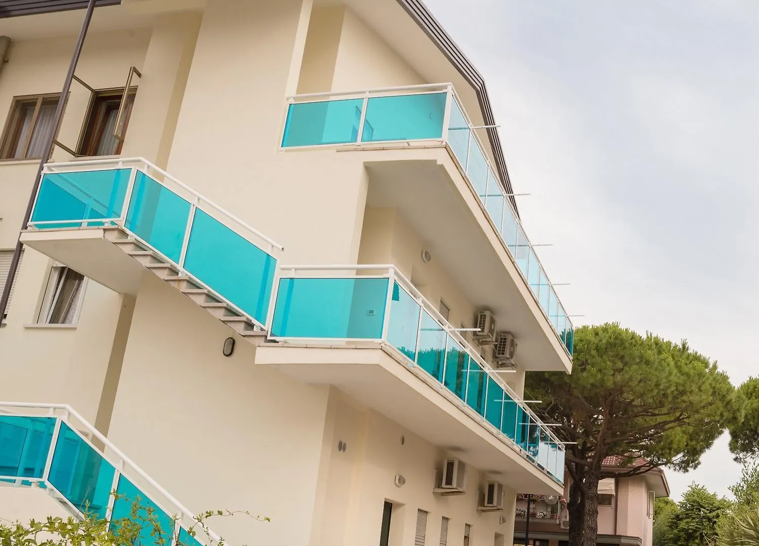 Appartamenti Casa De Lazzari - Piazza Brescia - Adria Holiday Jesolo - Family Apartments  Lido di Jesolo