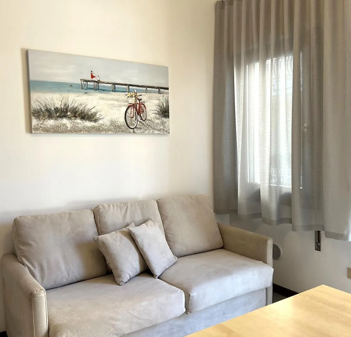 Appartamenti Casa De Lazzari - Piazza Brescia - Adria Holiday Jesolo - Family Apartments 0*, Lido di Jesolo